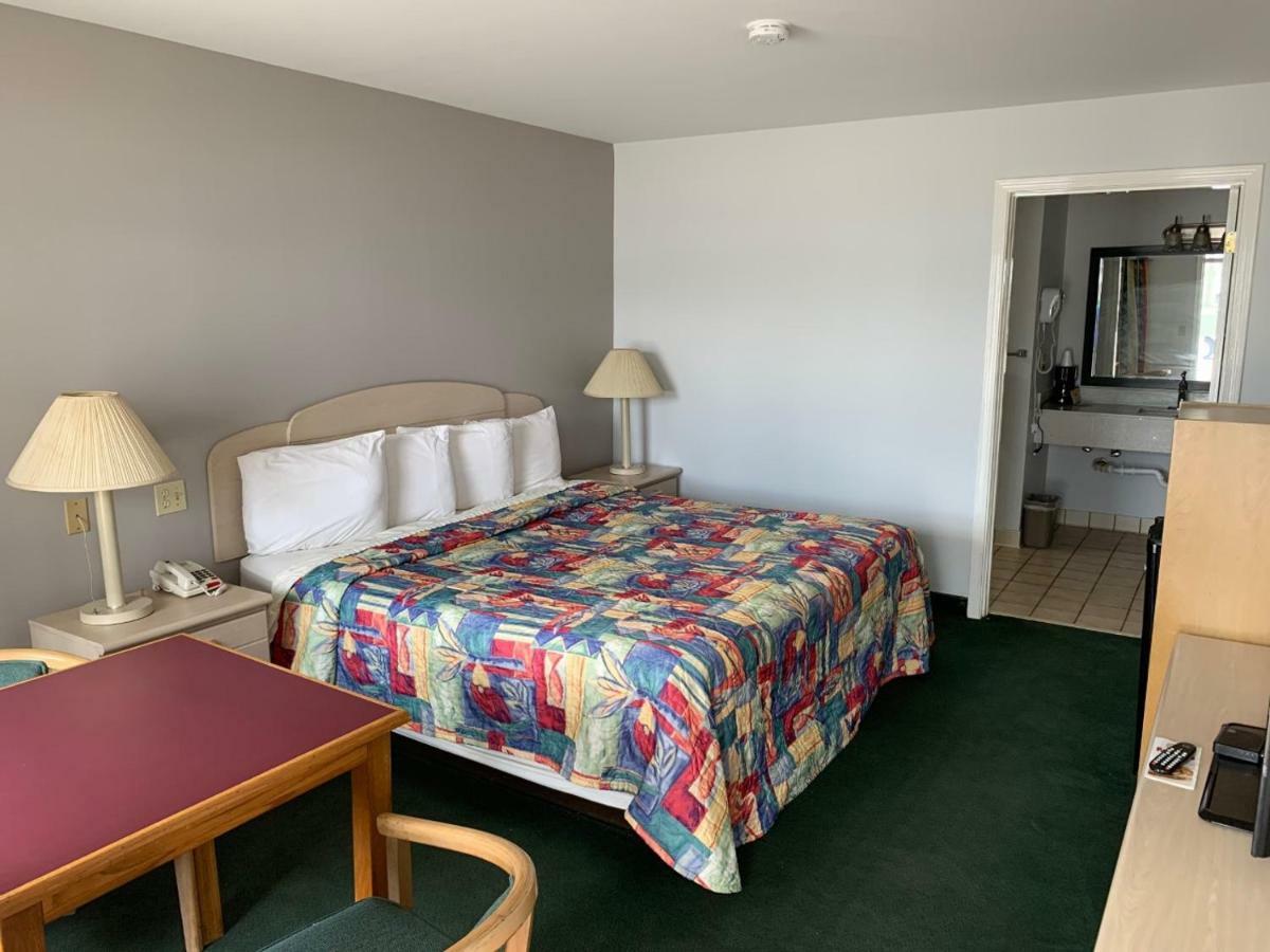 Key West Inn - Childersburg מראה חיצוני תמונה